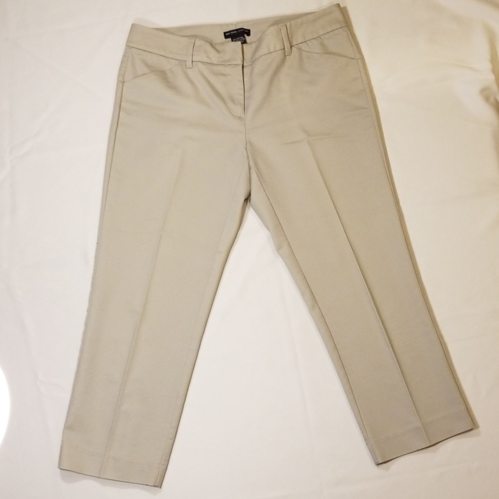 New York & Company Tan Capri Pants
